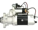 Motor de arranque con engranaje y solenoide. Las escobillas de un motor son esenciales para la transferencia de corriente al rotor.