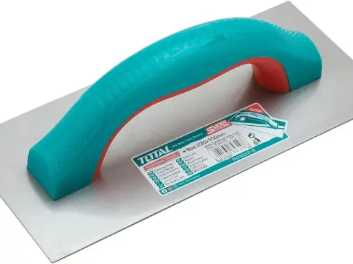 Llana de albañilería con mango ergonómico bicolor, ideal para alisar superficies.